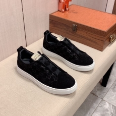 Gucci Low Shoes